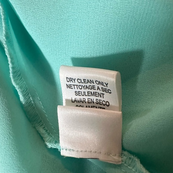 EUC BCBG MAX AZRIA Peacock pattern Hi-Low Dress 2006 Size 8 - Picture 14 of 16